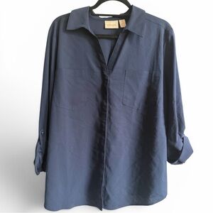 Chico's Deep Navy Collared V Neck Shirt with Chest Pockets Flowy Minimalist Work